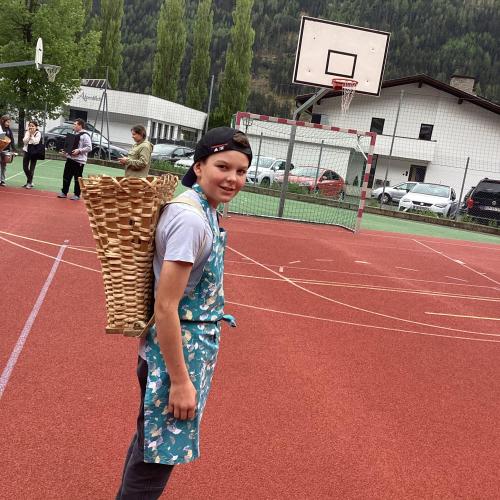 Tag der alternativen Schultasche