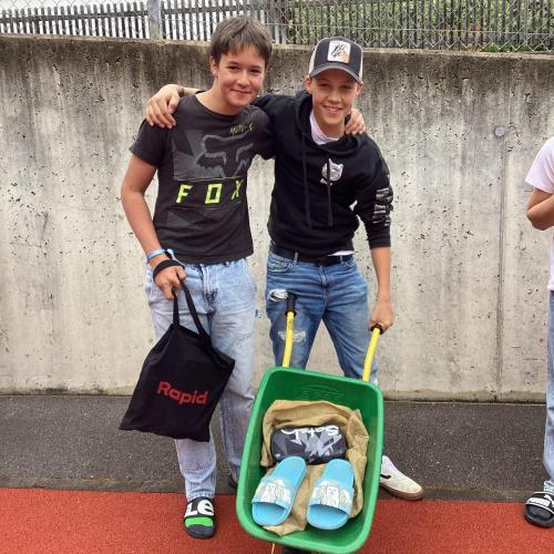 Tag der alternativen Schultasche