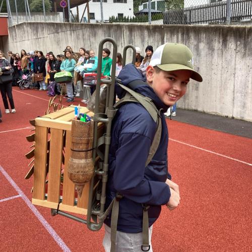 Tag der alternativen Schultasche