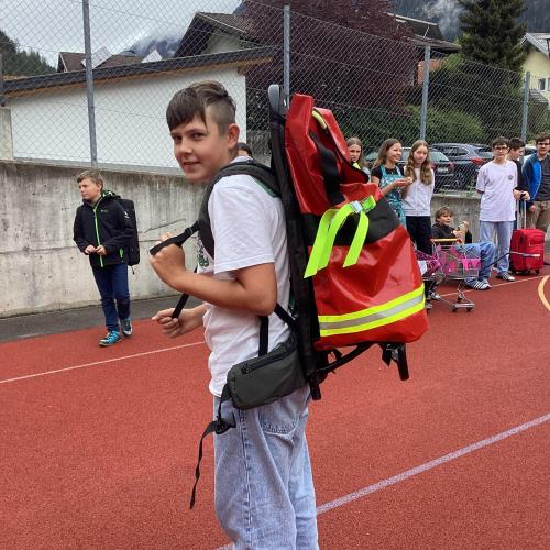 Tag der alternativen Schultasche