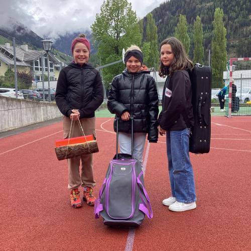 Tag der alternativen Schultasche